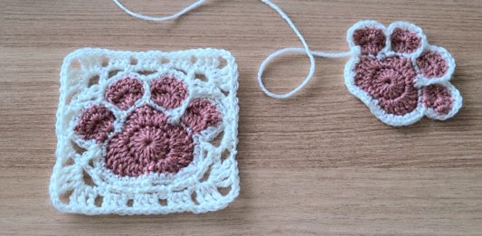 Crochet Paw Square Free Pattern