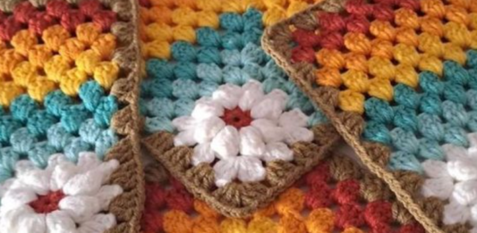 Mitered Flower Square Crochet  Free Pattern