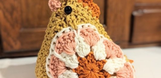 Granny Square Chicken Crochet Free Pattern