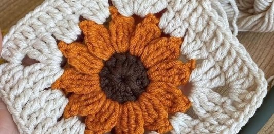 Daisy Square Blanket Crochet Pattern