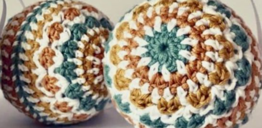 Crocheted Christmas Ball Ornaments Free pattern