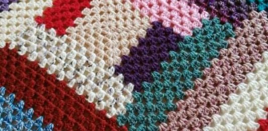 Granny Log Cabin Blanket Crochet Pattern