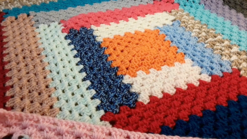 Granny Log Cabin Blanket Crochet Pattern