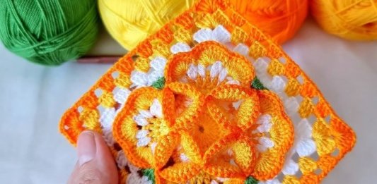 Yellow Flower Square Free Pattern