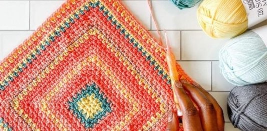 Moss Stitch Square Free Pattern