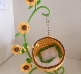 Crochet Flower Swing: A Charming Handmade Decoration