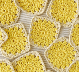 Large Sunburst Granny Squares – Free Crochet Pattern