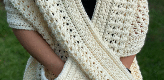 Star Sprinkled Pocket Shawl