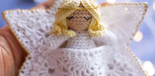 Angel Baby Pattern in a Star Cradle